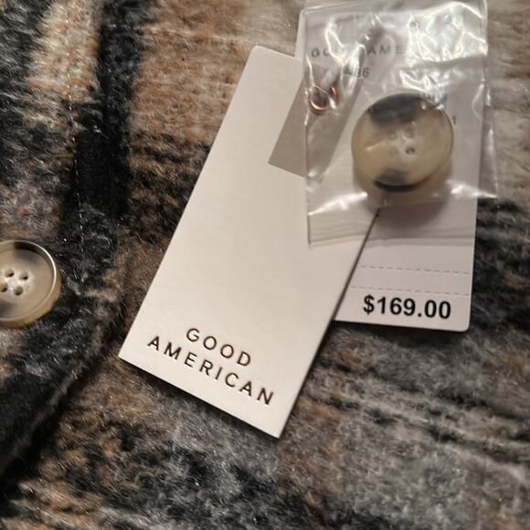 NWT Good American Plaid Shacket Neutral Plaid Browns and Black Oversized  S / M - Picture 4 of 8